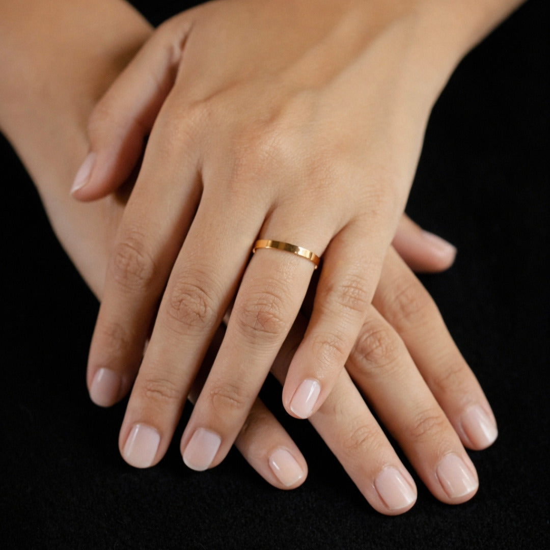 Par De Aliança De Ouro 18k Quadrada Com 2,5mm
