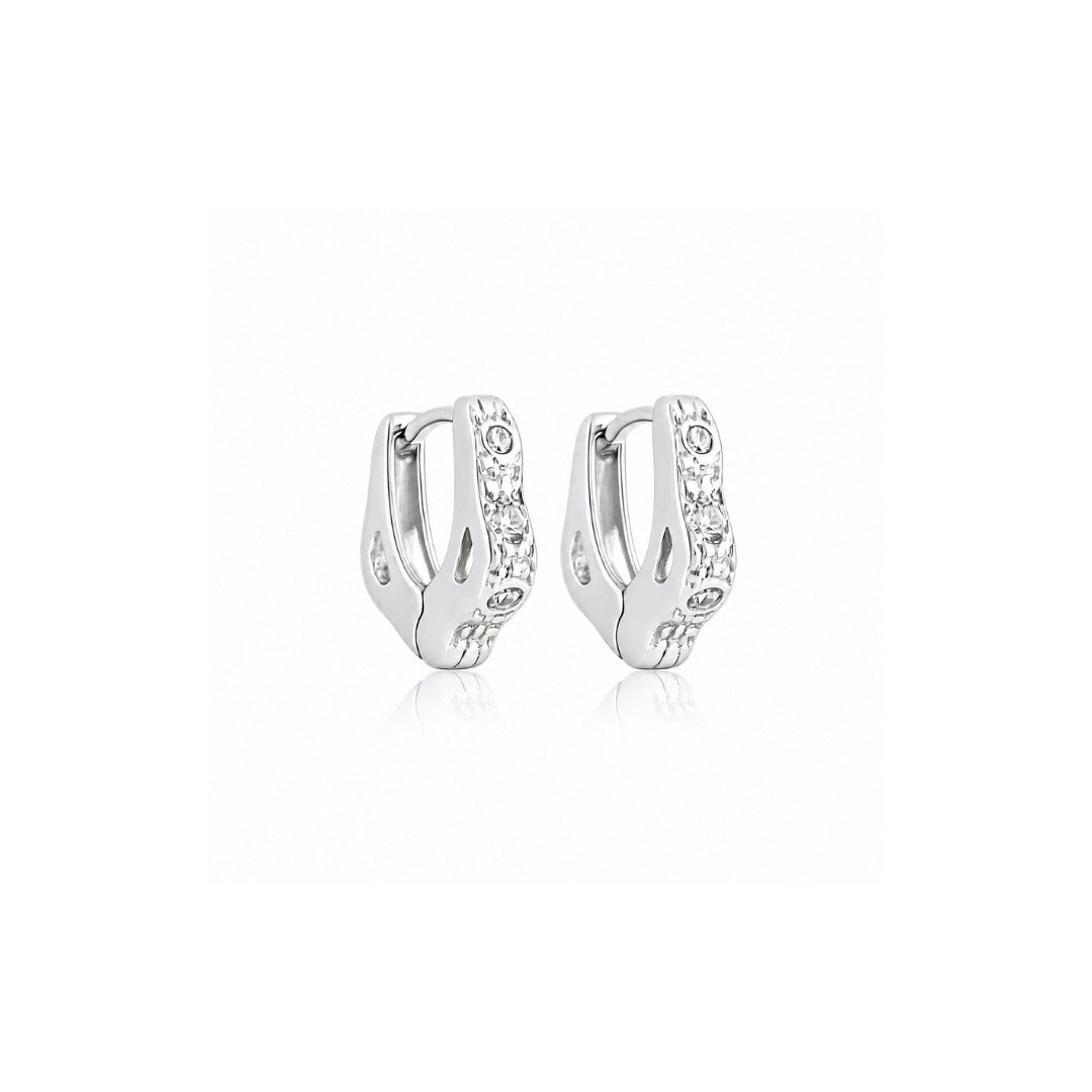 Brinco Argola com Zircônias em Prata - Design Moderno 1,1 cm